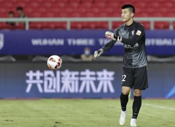 2025世界俱乐部杯-三镇国门再次送出大礼 3战2次失误国足还敢用吗？