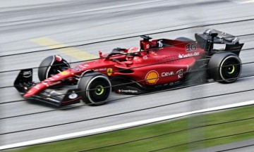 足球-法拉利不断送分 勒克莱尔逆转的最大对手是车队？