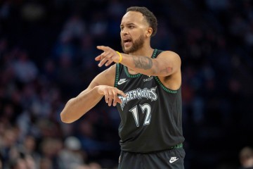 华子打趣球队打快：因为我们有海兰德&amp;道苏姆和李凯尔啊